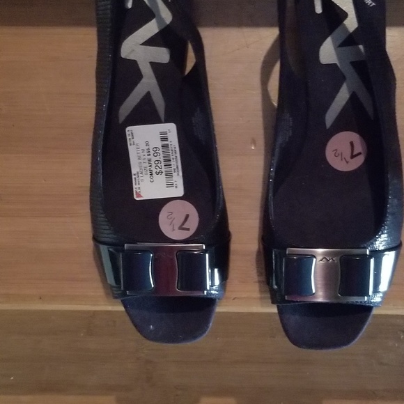 Anne Klein Sport Shoes - Dressy Flats in Navy Blue Anne Klein Sport Shoes - Dressy Flats in Navy Blue
